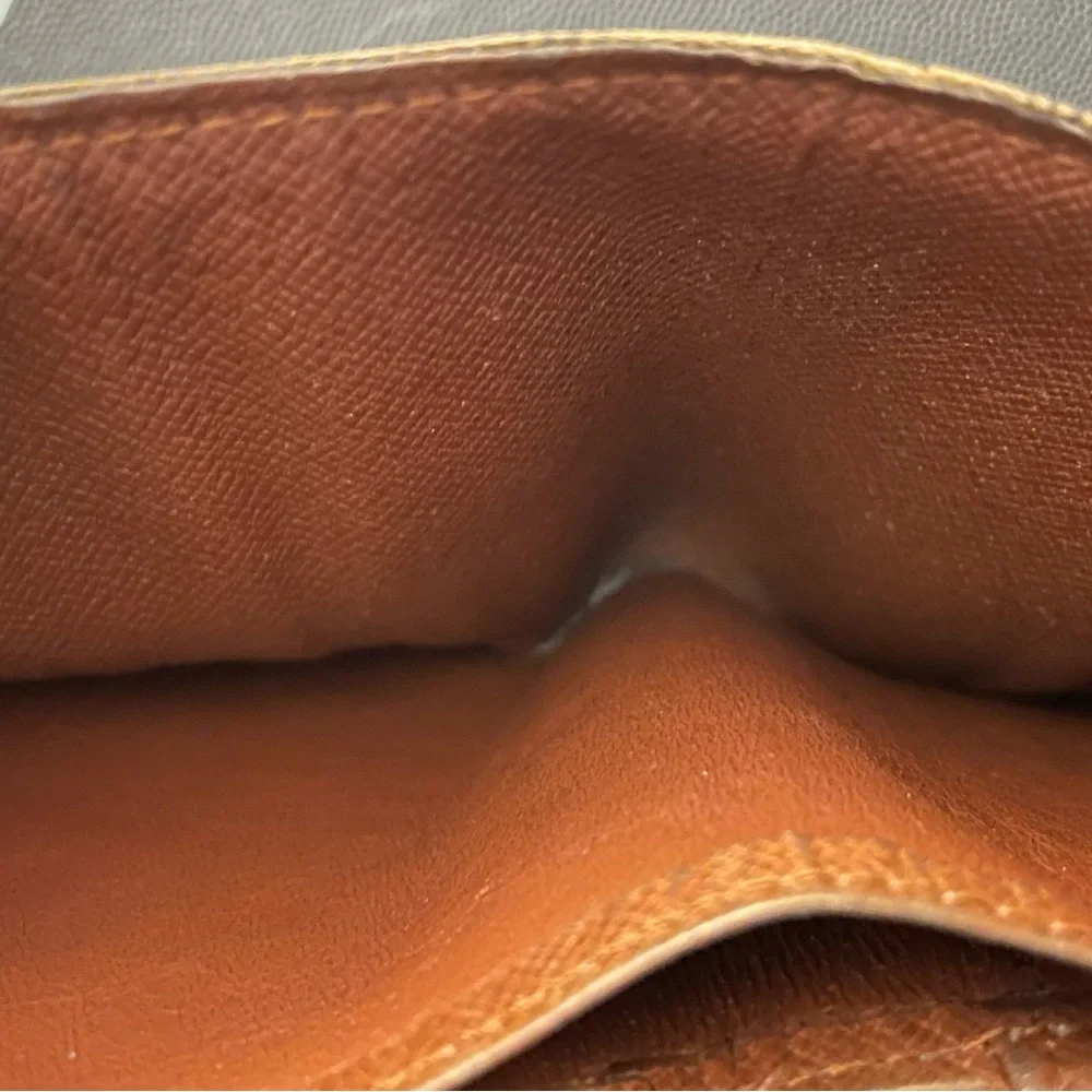 Vintage Men’s Louis Vuitton Bifold Monogram Wallet